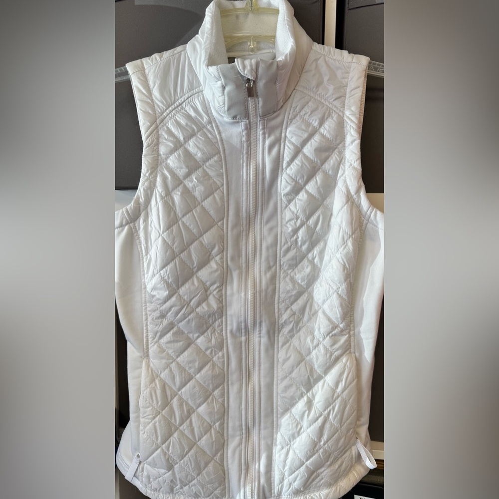 Athleta vest